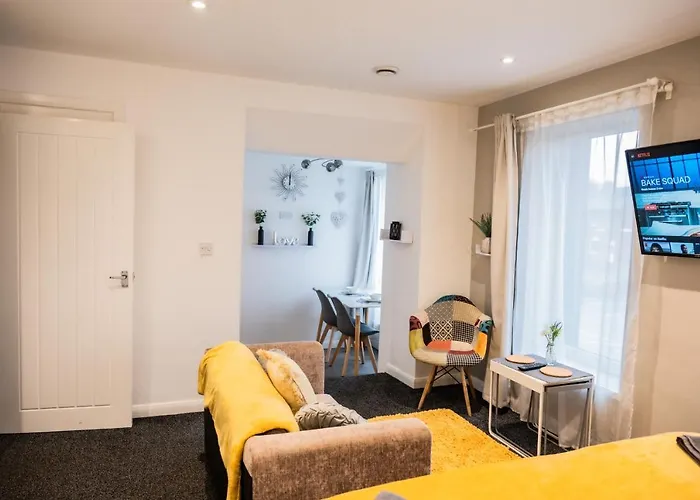 Dealhouse Apartments 11