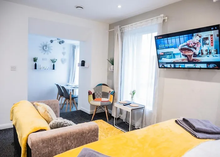 Dealhouse Apartments 11
