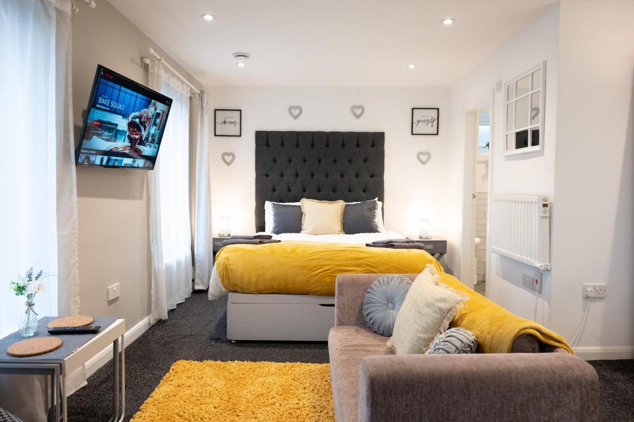 Dealhouse 11 Apartment Huddersfield